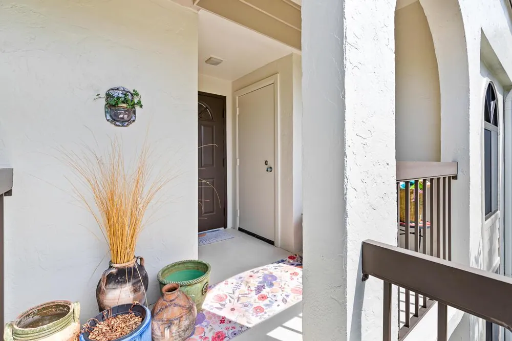 2516 NW Seagrass Drive #8b Palm City, FL 34990