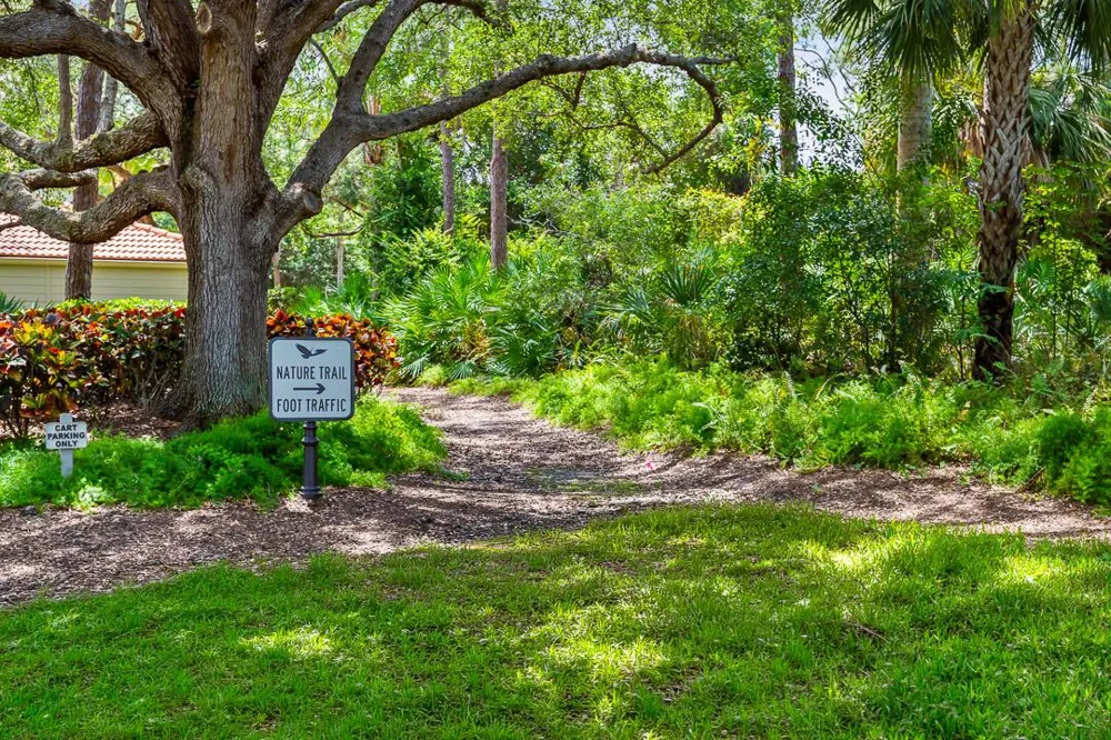 2516 NW Seagrass Drive #8b Palm City, FL 34990