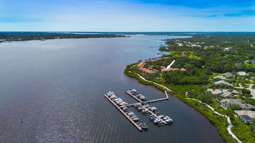 2516 NW Seagrass Drive #8b Palm City, FL 34990