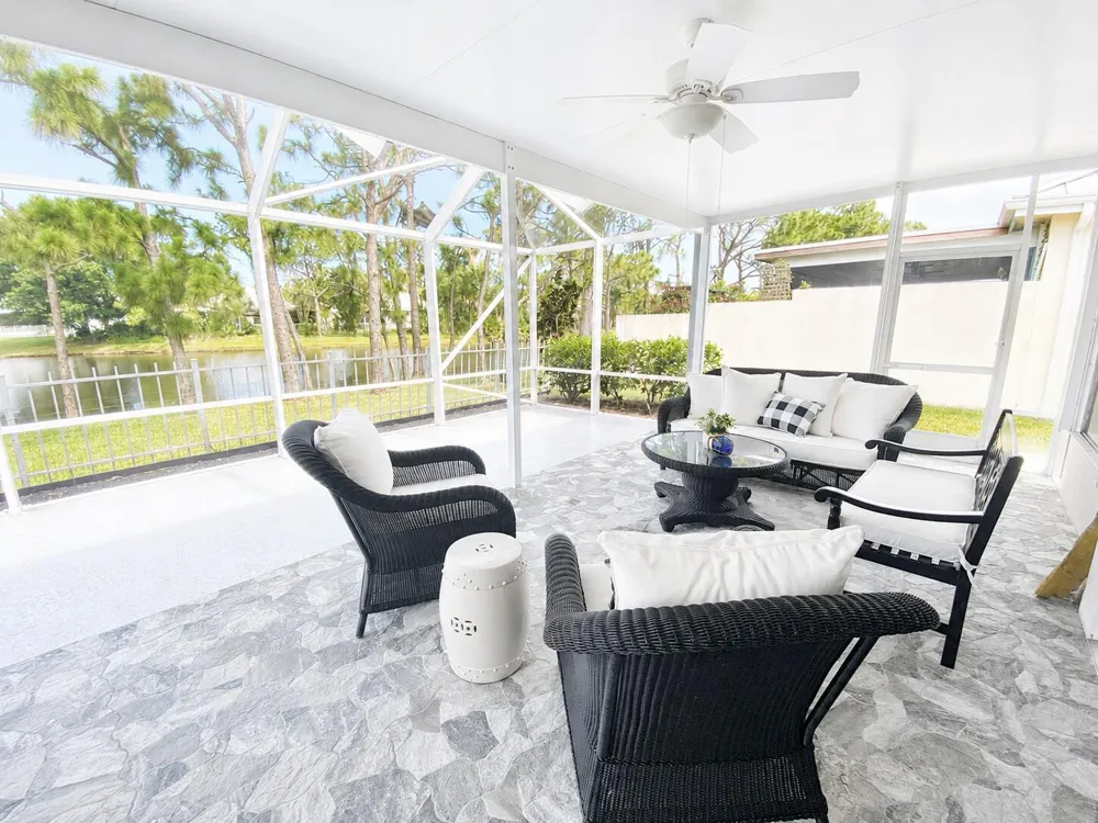 7529 SE Bay Cedar Circle Hobe Sound, FL 33455