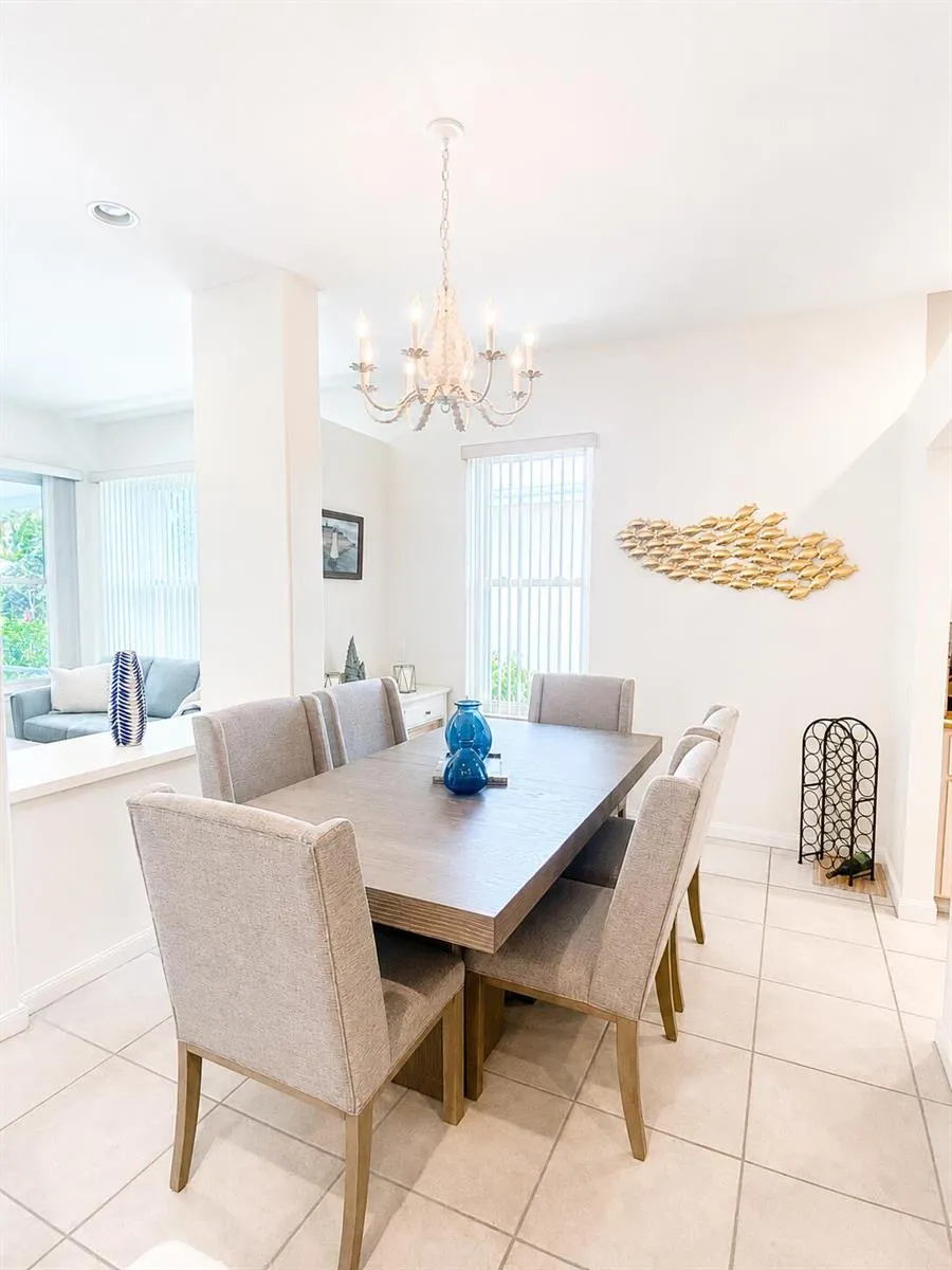 7529 SE Bay Cedar Circle Hobe Sound, FL 33455