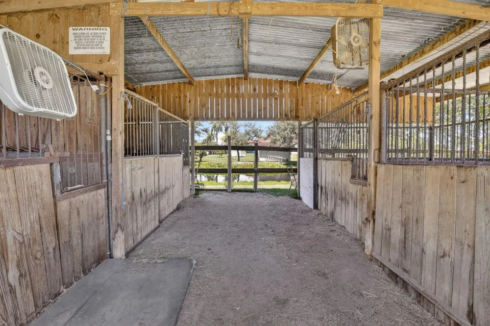 5491 SW 188th Avenue Southwest Ranches, FL 33332