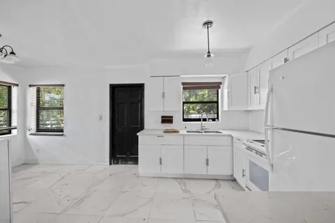 515 NW 88th Street