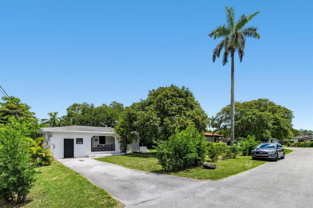 515 NW 88th Street El Portal, FL 33150