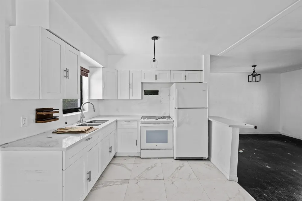 515 NW 88th Street El Portal, FL 33150