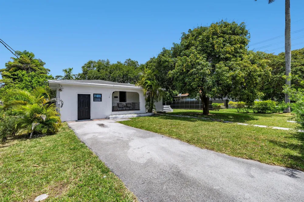 515 NW 88th Street El Portal, FL 33150