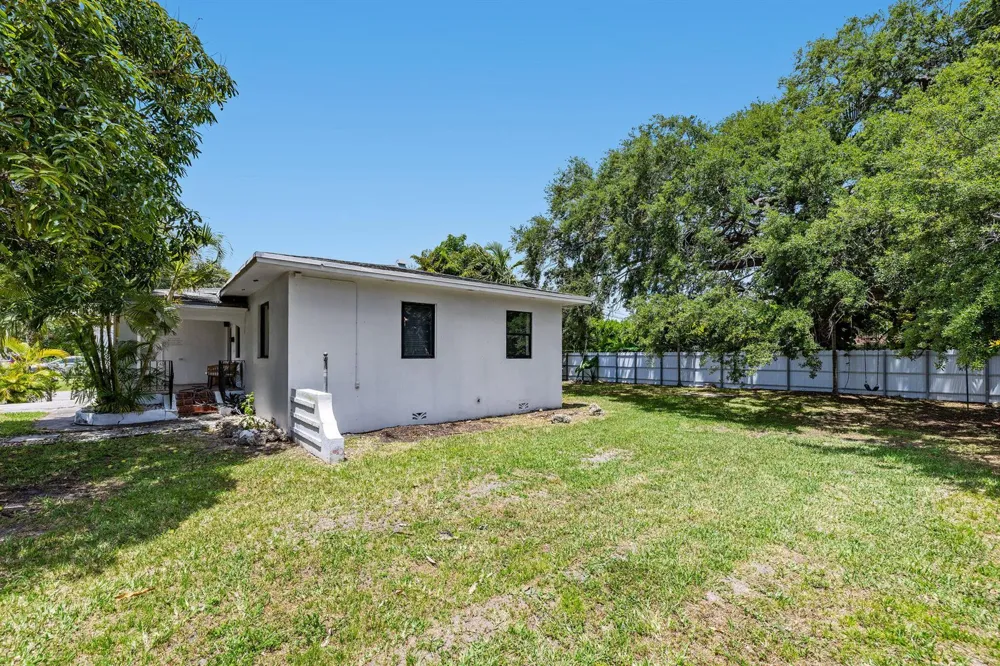 515 NW 88th Street El Portal, FL 33150