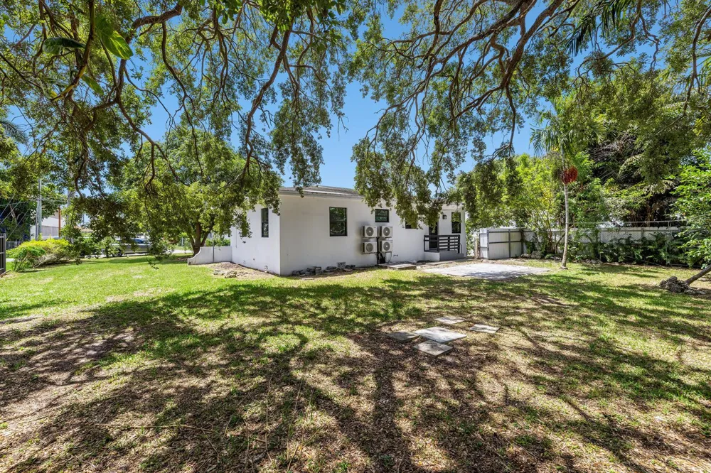 515 NW 88th Street El Portal, FL 33150