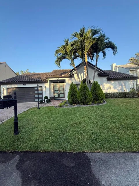 7670 Live Oak Drive