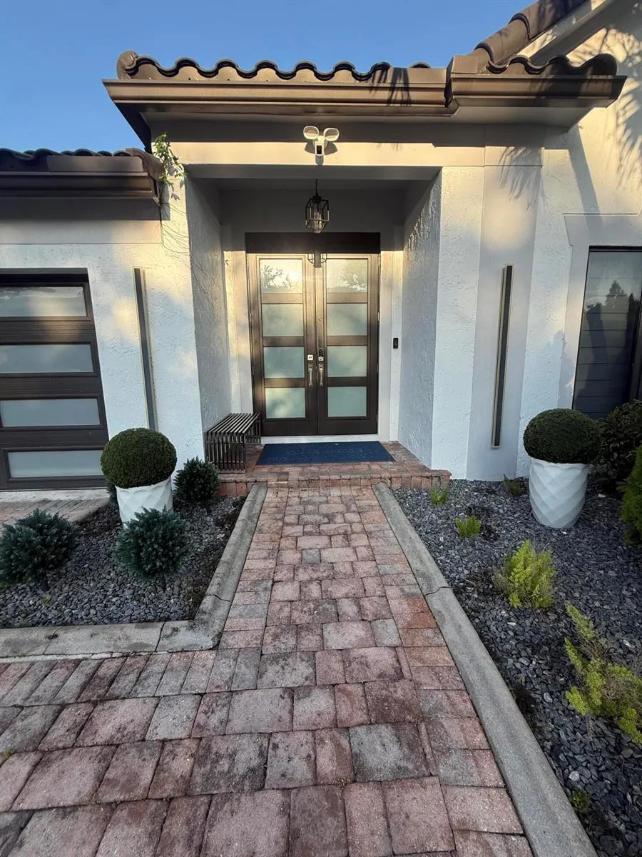 7670 Live Oak Drive Coral Springs, FL 33065