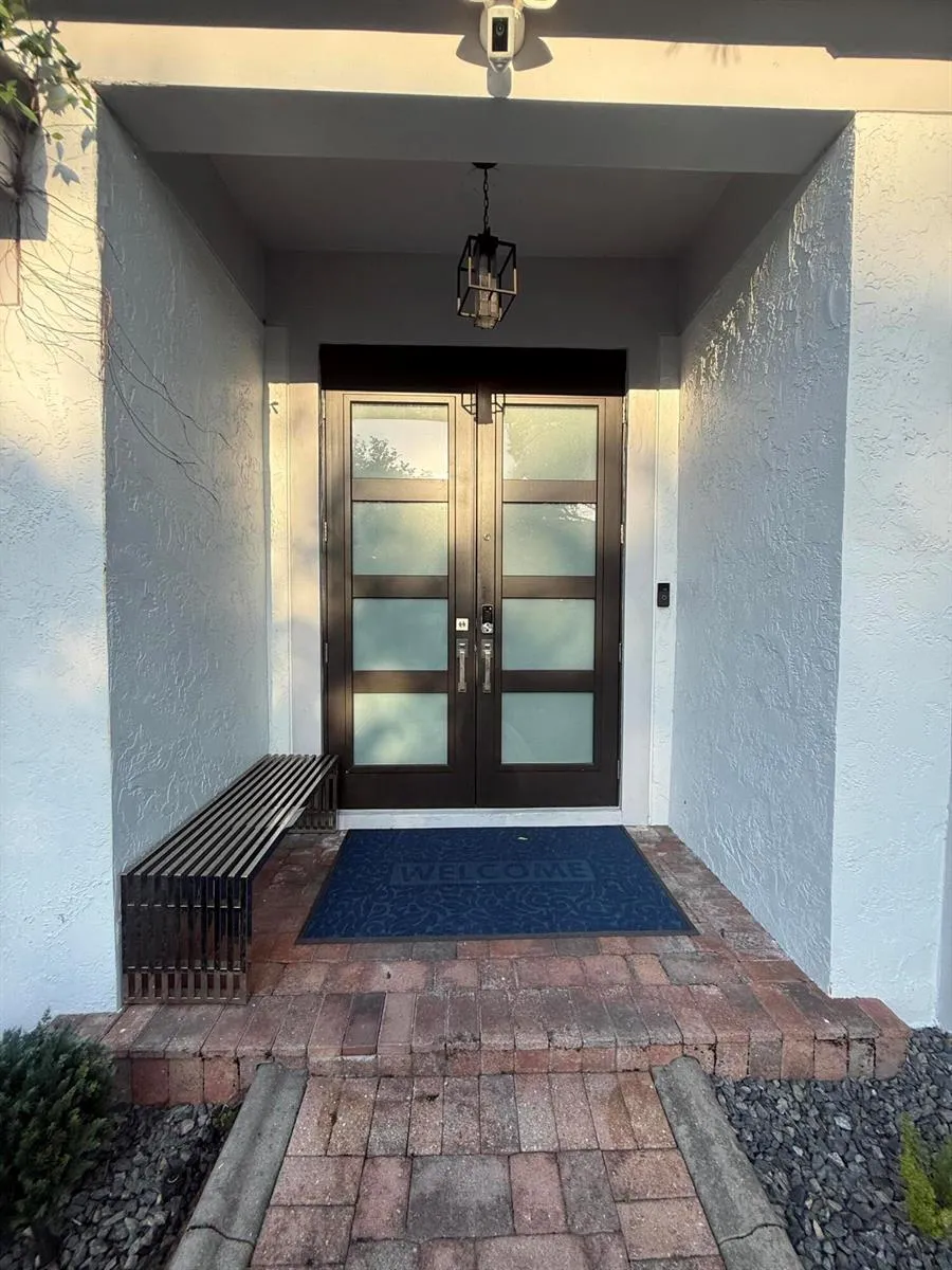 7670 Live Oak Drive Coral Springs, FL 33065