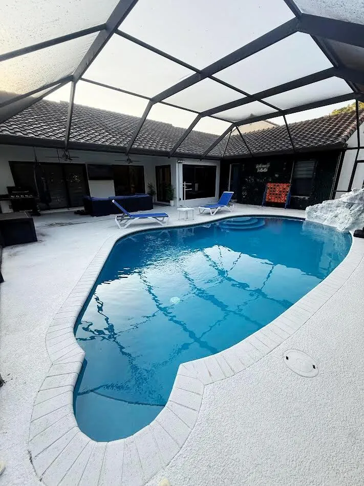 7670 Live Oak Drive Coral Springs, FL 33065