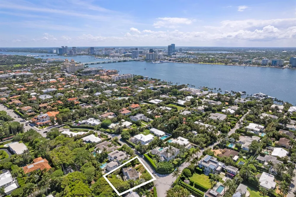 357 Crescent Drive Palm Beach, FL 33480