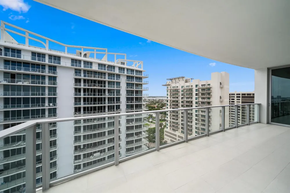 3100 Ocean Drive #H-1608 Singer Island, FL 33404