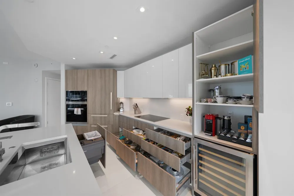 3100 Ocean Drive #H-1608 Singer Island, FL 33404