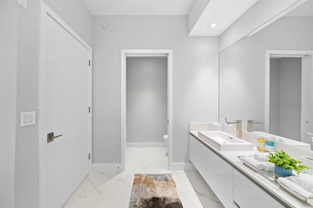 3100 Ocean Drive #H-1608 Singer Island, FL 33404