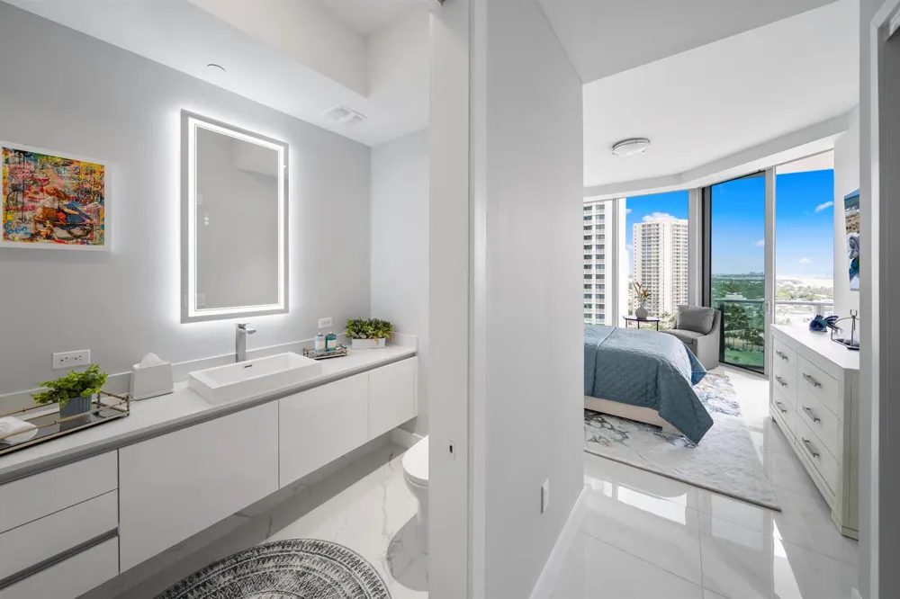 3100 Ocean Drive #H-1608 Singer Island, FL 33404