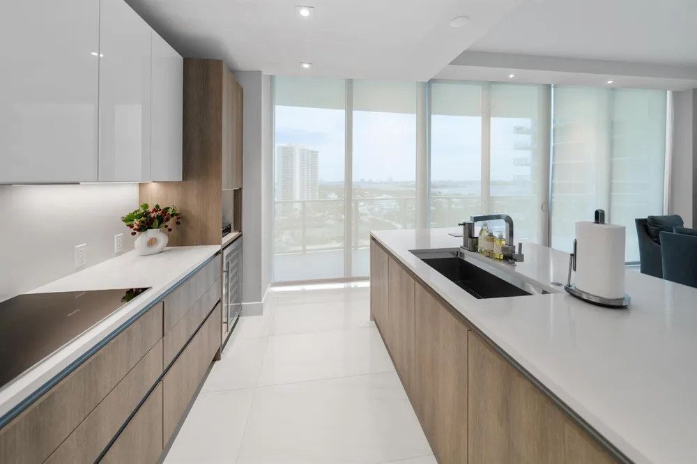 3100 Ocean Drive #H-1608 Singer Island, FL 33404
