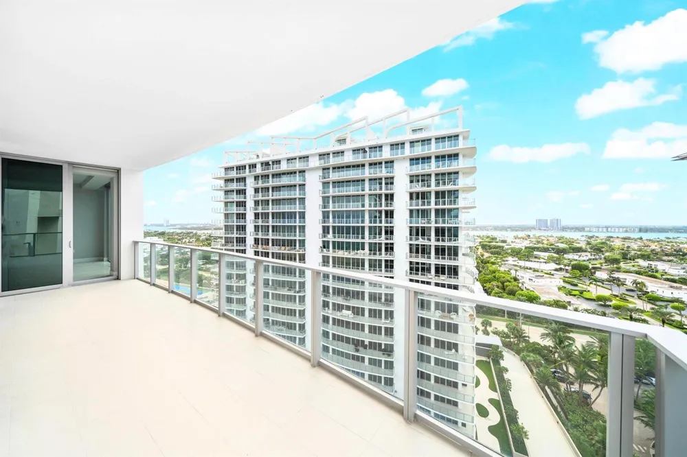 3100 Ocean Drive #H-1608 Singer Island, FL 33404