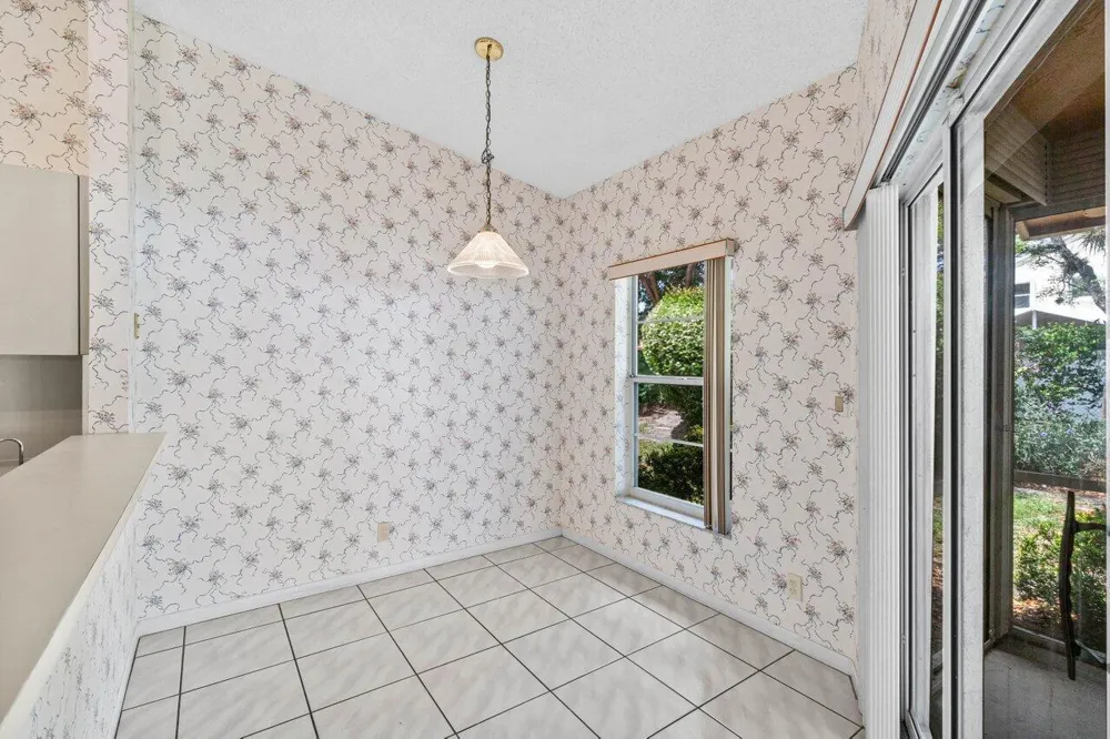 10001 Country Brook Road Boca Raton, FL 33428