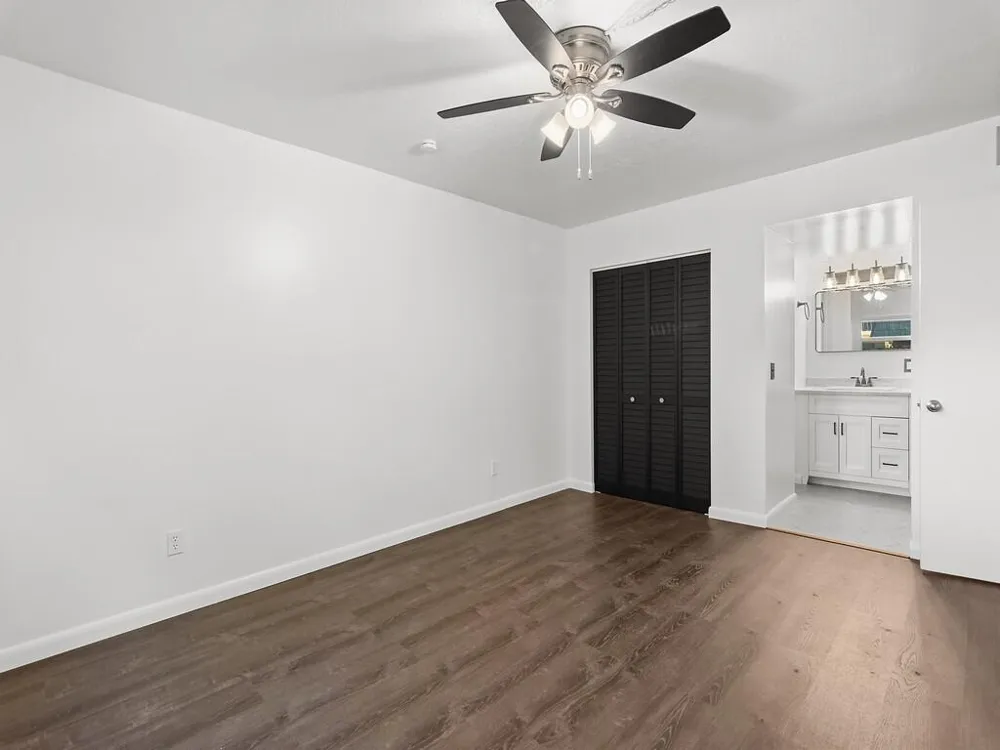 1166 6th Avenue #C5 Vero Beach, FL 32960