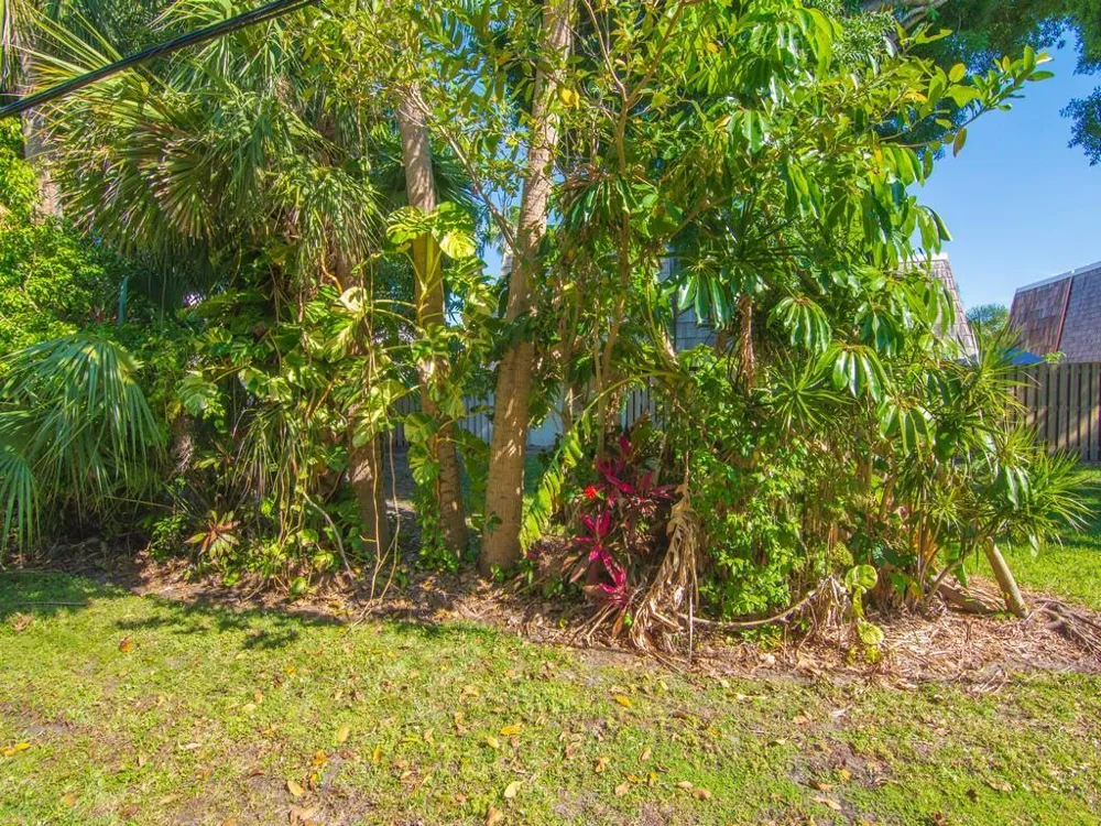 1166 6th Avenue #C5 Vero Beach, FL 32960