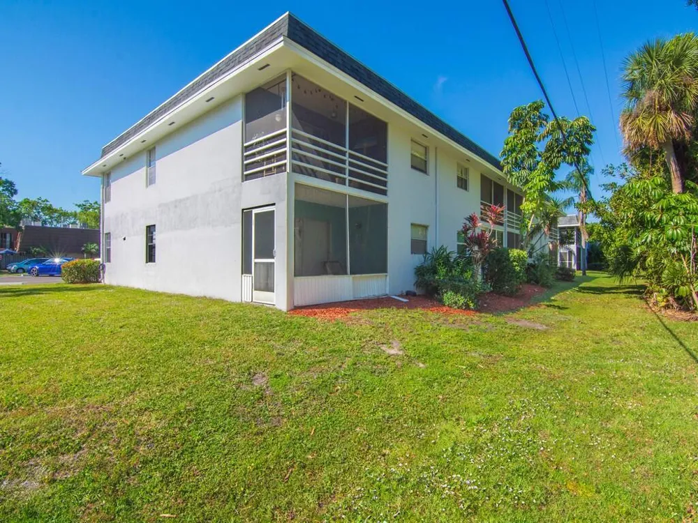1166 6th Avenue #C5 Vero Beach, FL 32960
