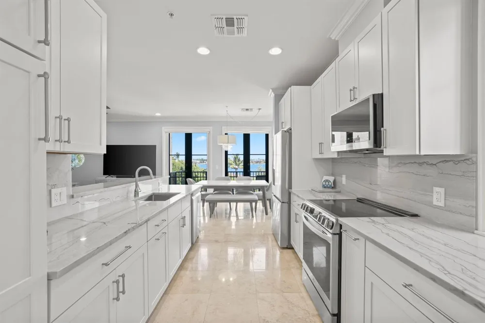 920 Via Villagio Hypoluxo, FL 33462