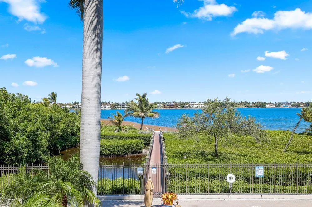 920 Via Villagio Hypoluxo, FL 33462