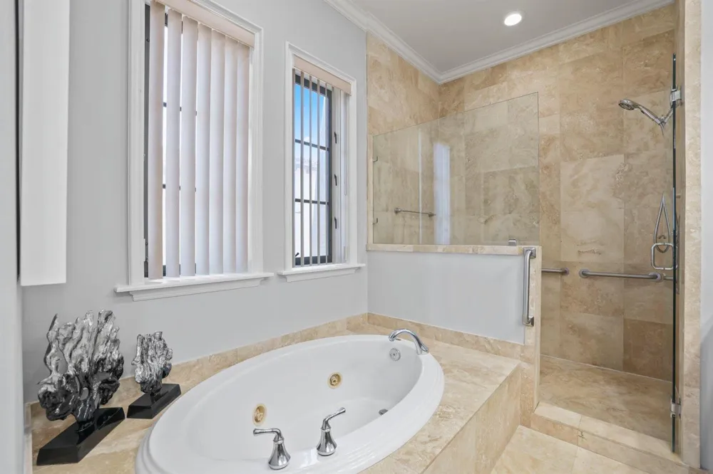 920 Via Villagio Hypoluxo, FL 33462