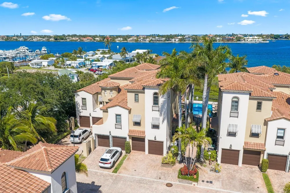 920 Via Villagio Hypoluxo, FL 33462