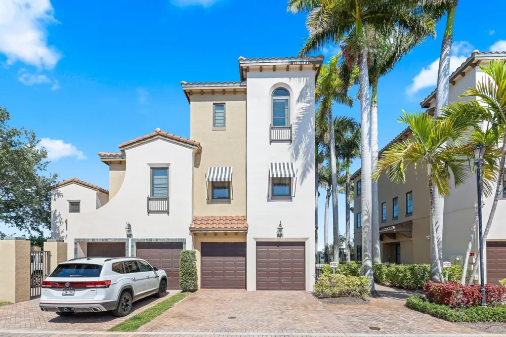 920 Via Villagio Hypoluxo, FL 33462