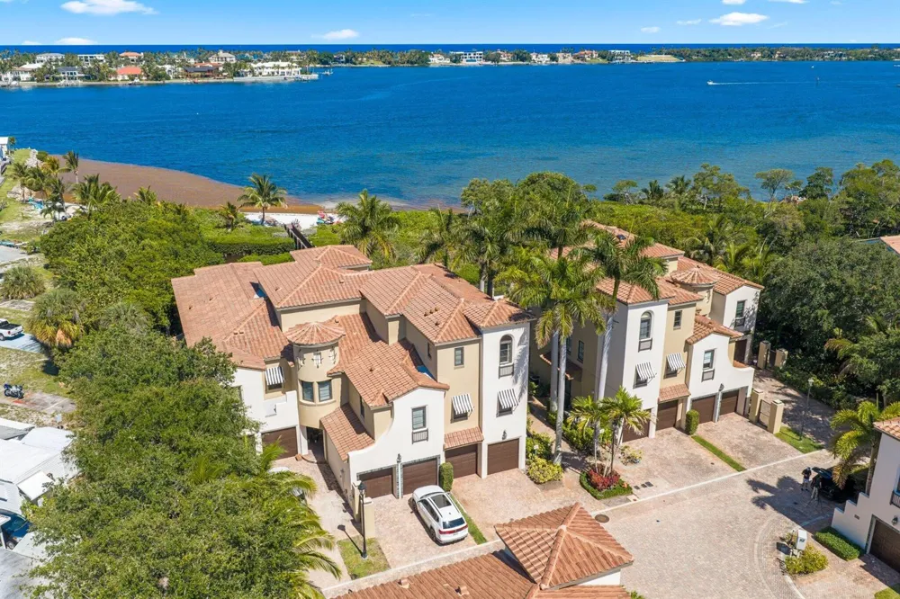 920 Via Villagio Hypoluxo, FL 33462