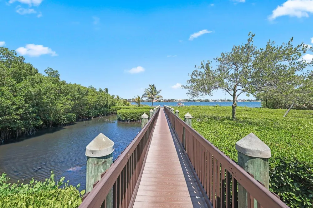 920 Via Villagio Hypoluxo, FL 33462