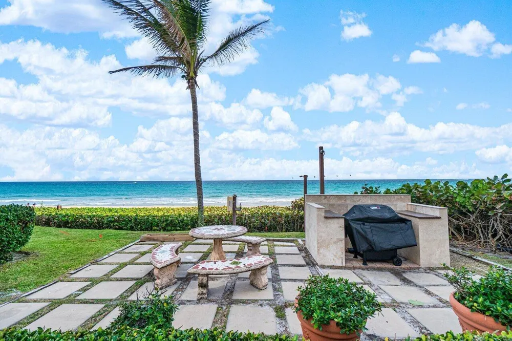 3115 S Ocean Boulevard #1001 Highland Beach, FL 33487
