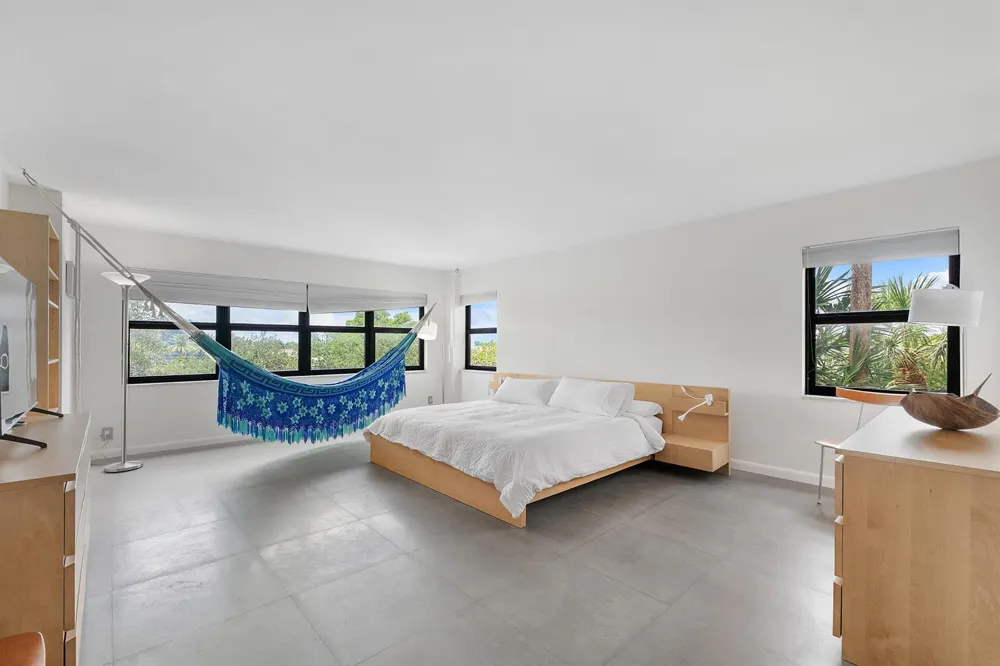 4900 Ocean Boulevard #416 Lauderdale By The Sea, FL 33308