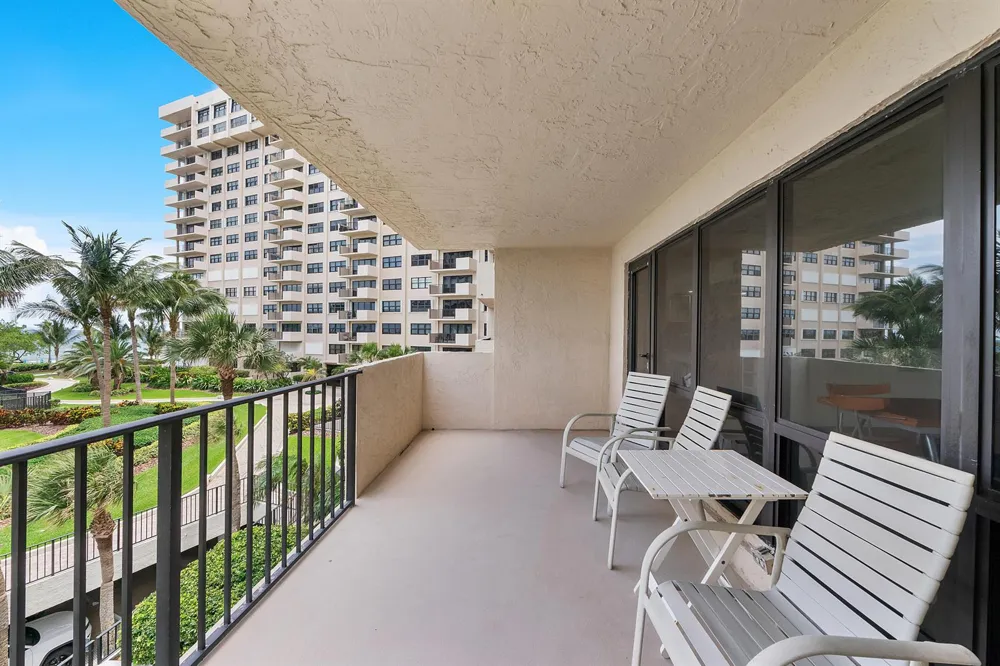 4900 Ocean Boulevard #416 Lauderdale By The Sea, FL 33308