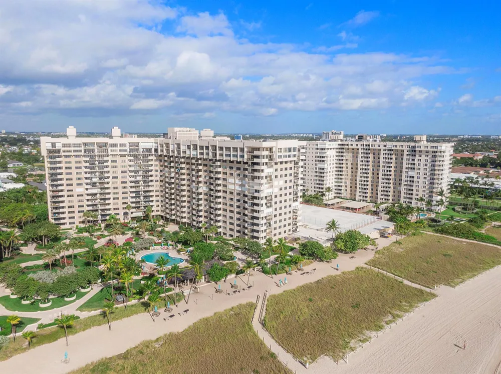 4900 Ocean Boulevard #416 Lauderdale By The Sea, FL 33308