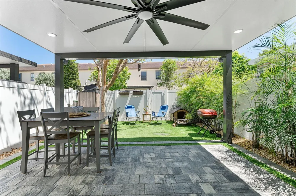 3253 W 106th Terrace #3253 Hialeah, FL 33018
