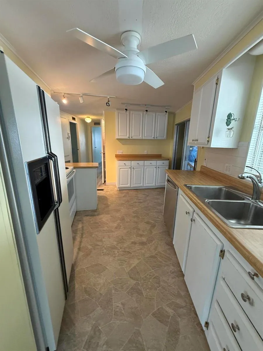 7089 SE Bluebird Circle Hobe Sound, FL 33455
