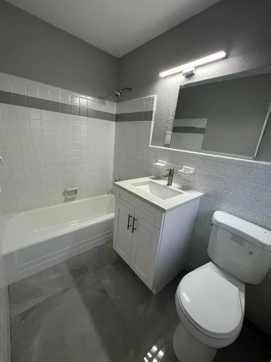 129 Euclid Boulevard Lantana, FL 33462