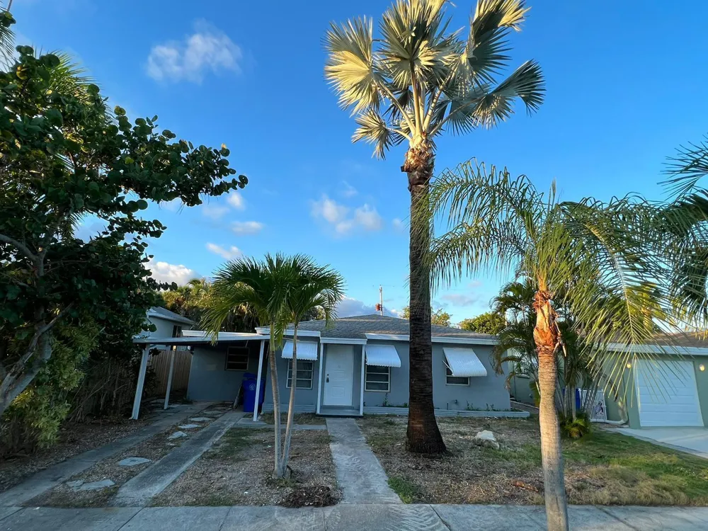 129 Euclid Boulevard Lantana, FL 33462