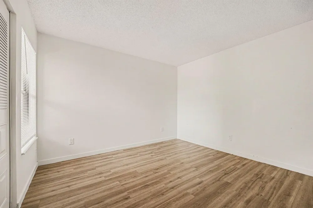 1011 NE Abada Ct Court NE #110 Palm Bay, FL 32905