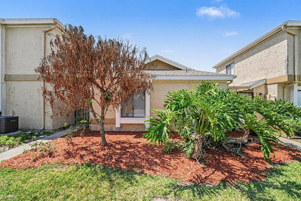 1011 NE Abada Ct Court NE #110 Palm Bay, FL 32905