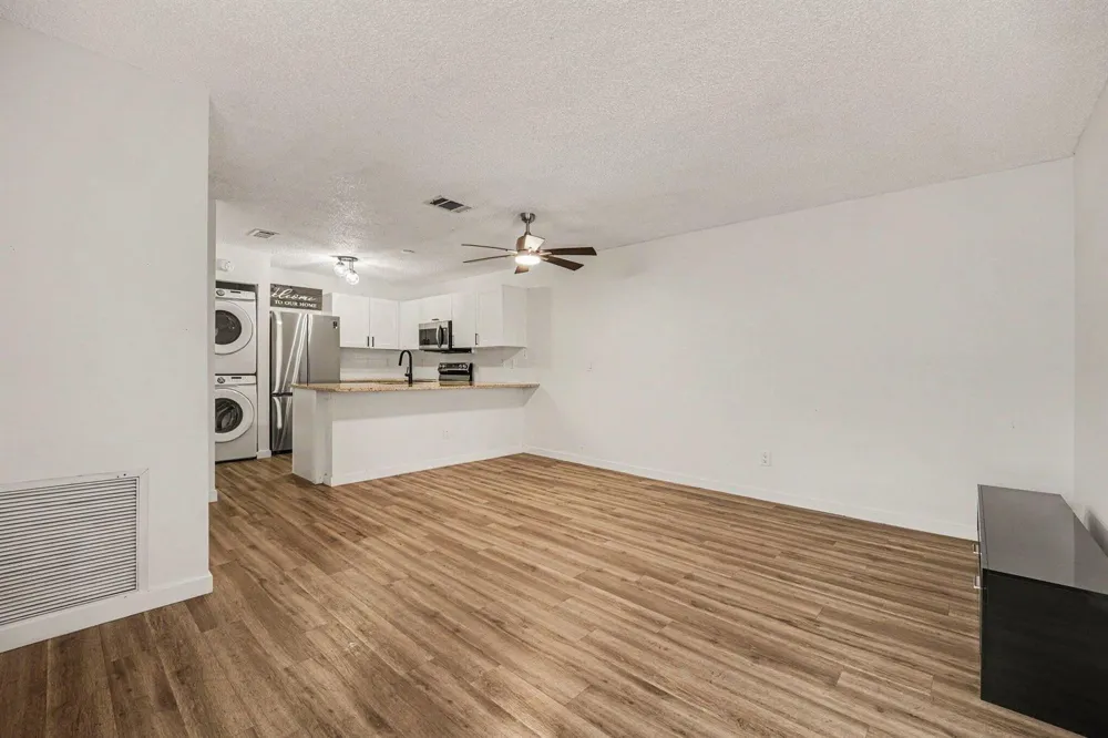 1011 NE Abada Ct Court NE #110 Palm Bay, FL 32905