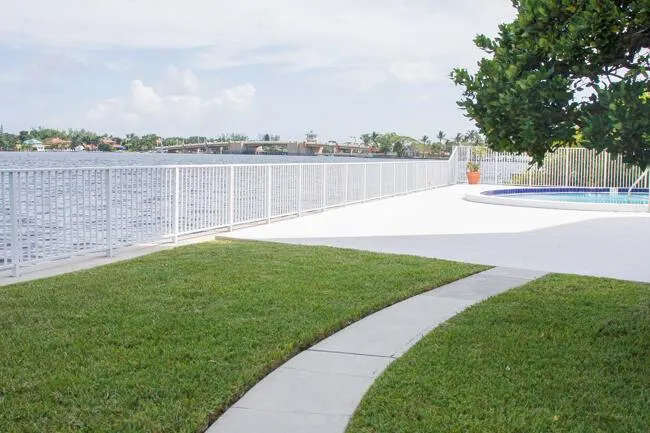 301 Croton Avenue #405 Lantana, FL 33462