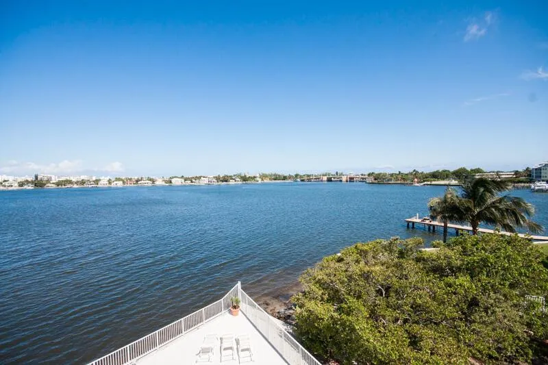 301 Croton Avenue #405 Lantana, FL 33462