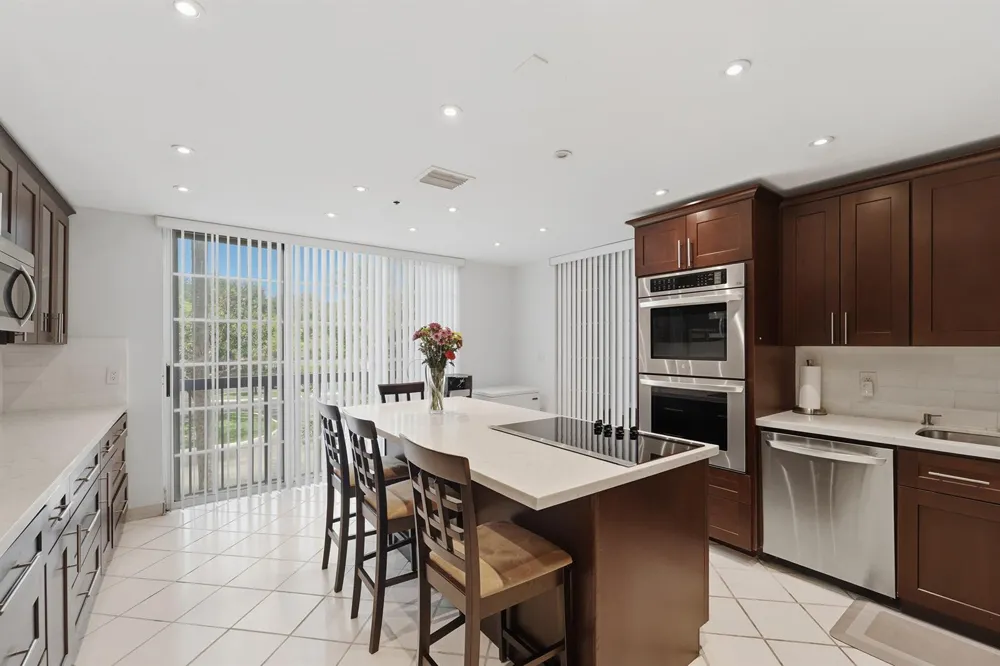 4106 W Palm Aire Drive #62a Pompano Beach, FL 33069