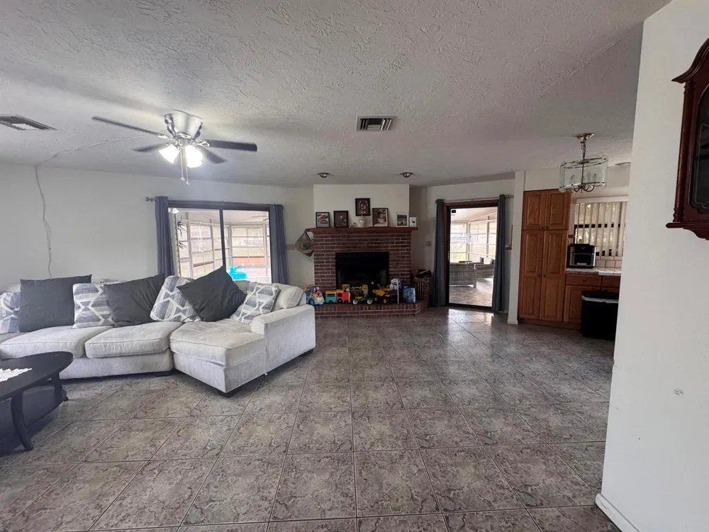 14545 W Center Street Okeechobee, FL 34972