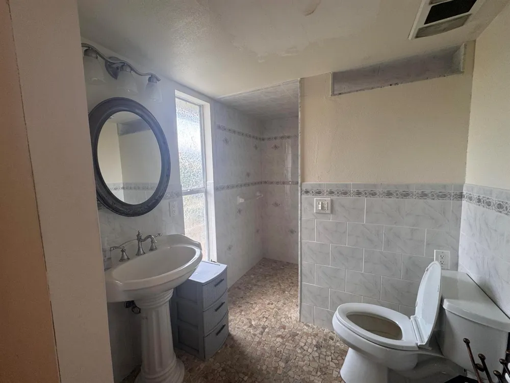14545 W Center Street Okeechobee, FL 34972